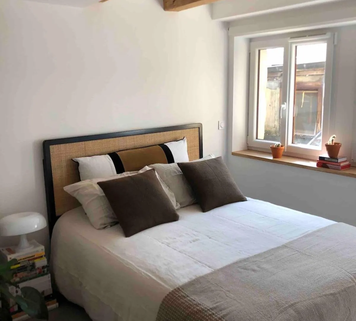 Exceptional Location Between Lake And Pedestrian Street Annecy Frankreich